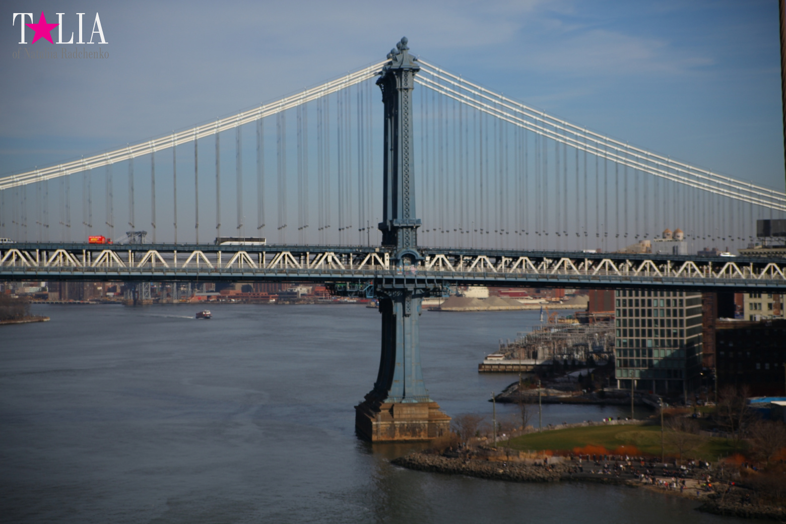 Manhattan Bridge in New York, USA